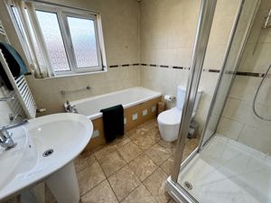 Family Bathroom- click for photo gallery